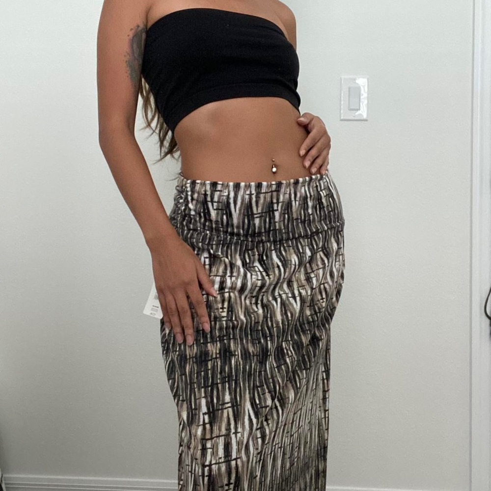 Low Rise Maxi Skirt 🖤